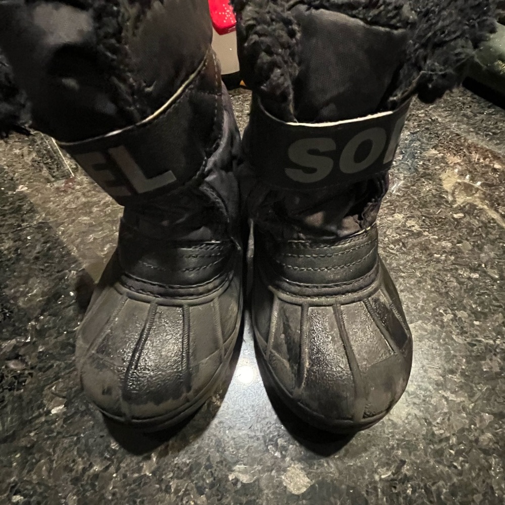 VGUC Sorel boots